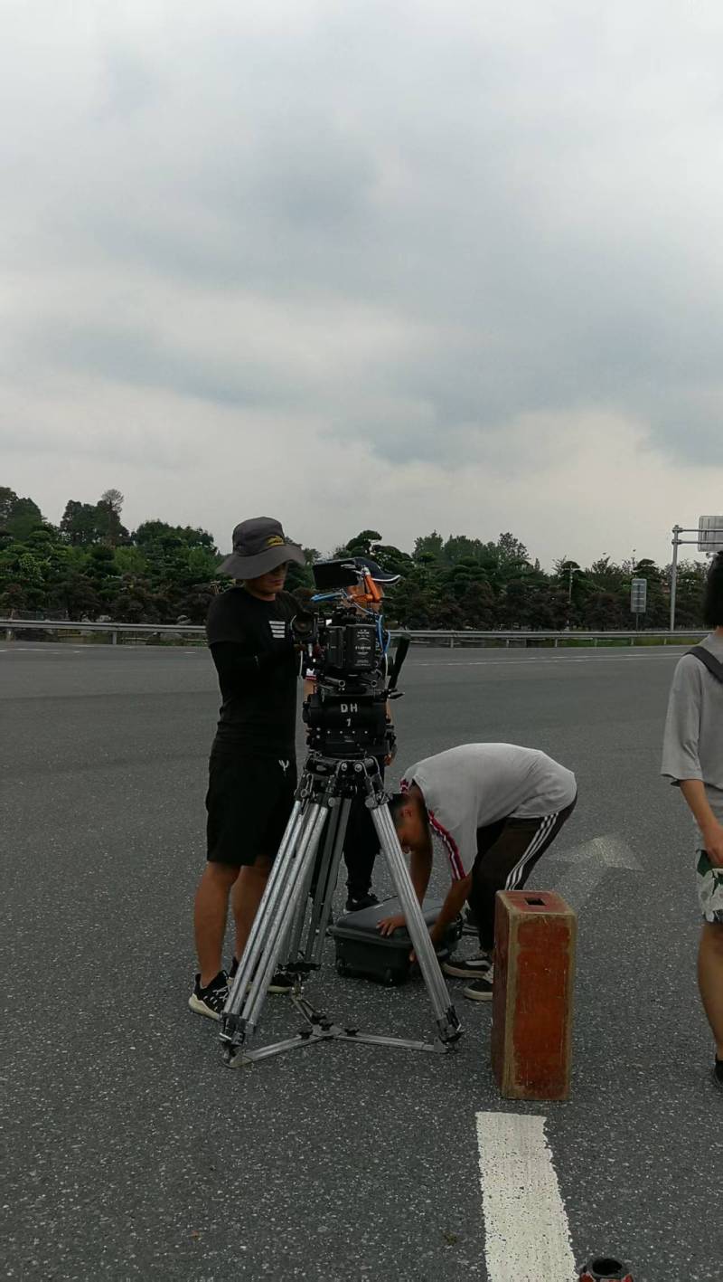 蓬江区TVC拍摄公司：唤醒集体记忆，构建跨代际沟通桥梁